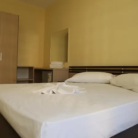 Sea Bay 3*